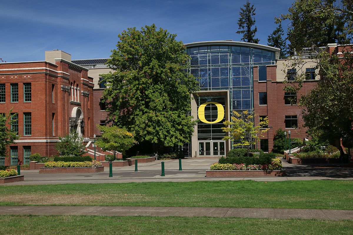 ĐẠI HỌC OREGON (UNIVERSITY OF OREGON)