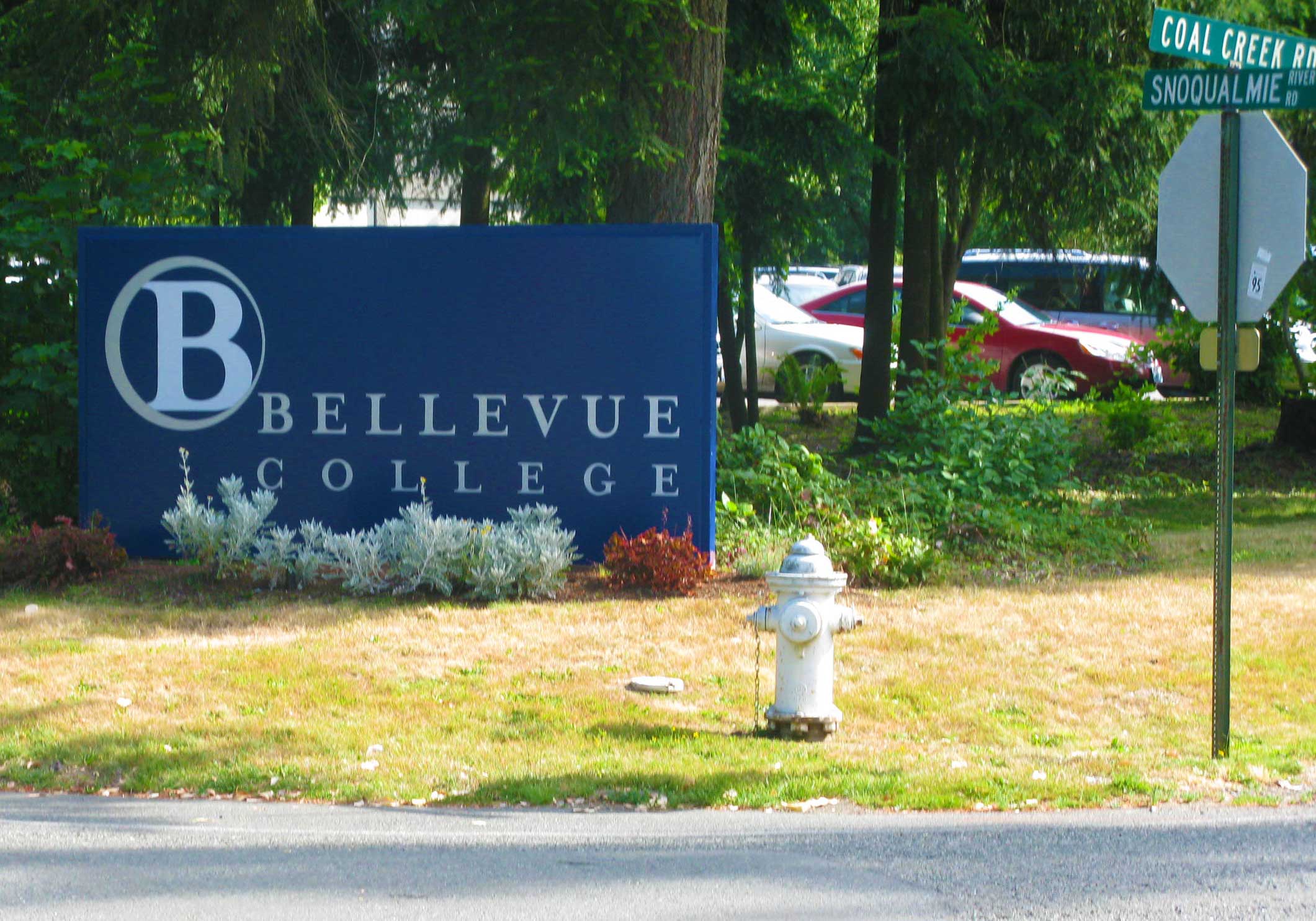 TRƯỜNG CAO ĐẲNG BELLEVUE 