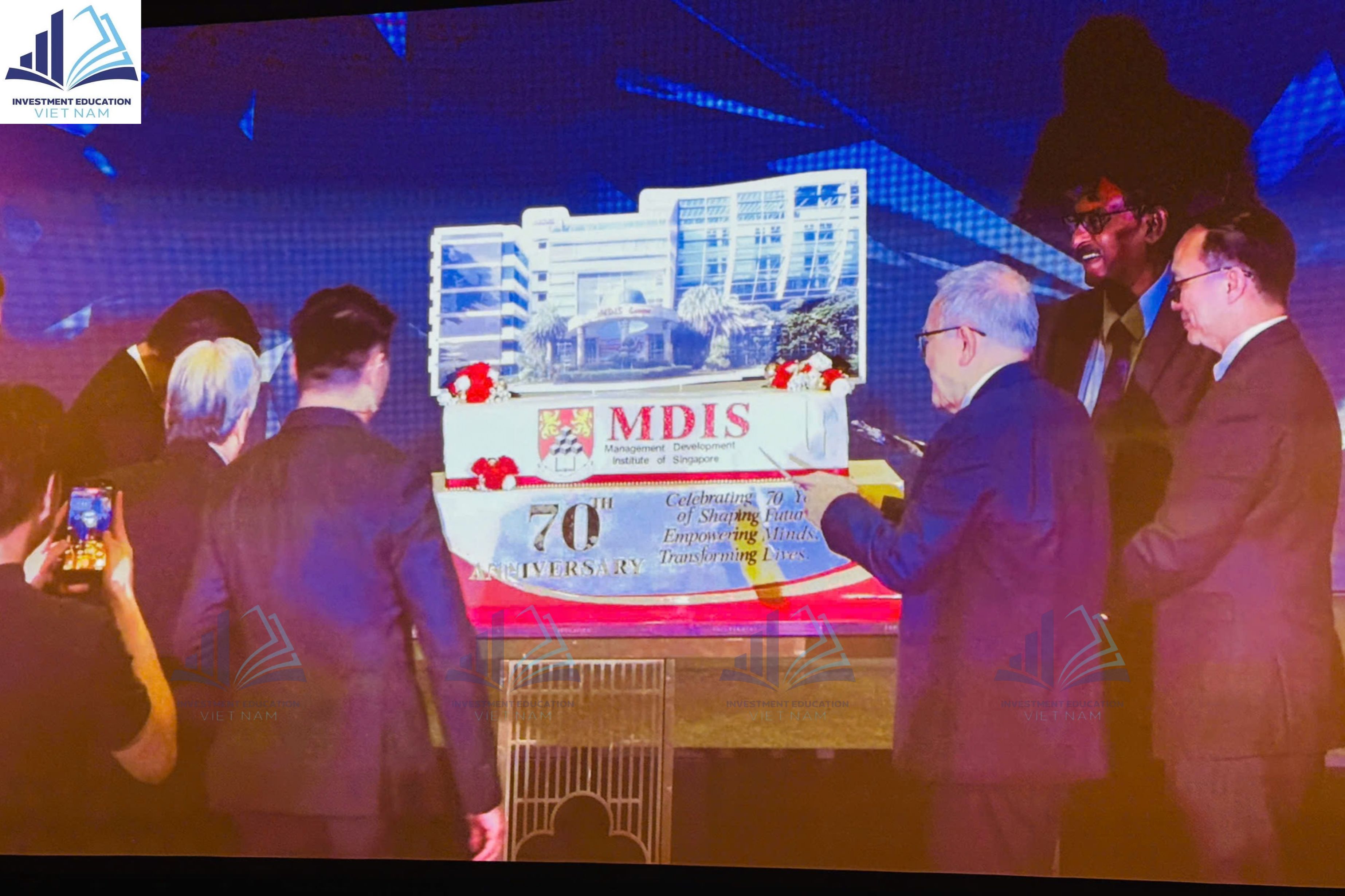 Lễ kỉ niệm 70 của MDIS